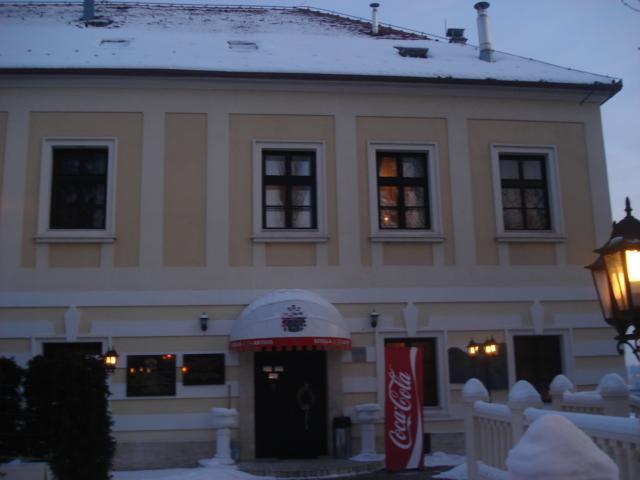 Hotel Castle Gjalski Забок Екстериор снимка