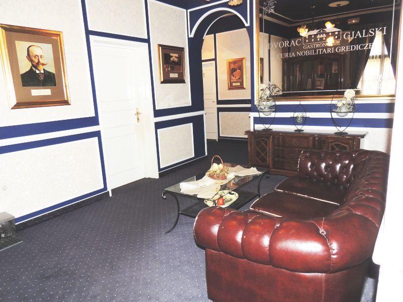 Hotel Castle Gjalski Забок Екстериор снимка