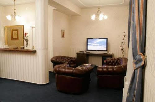 Hotel Castle Gjalski Забок Екстериор снимка