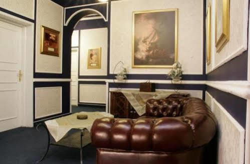 Hotel Castle Gjalski Забок Екстериор снимка